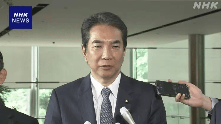 “从不买米”的江藤拓，辞职了