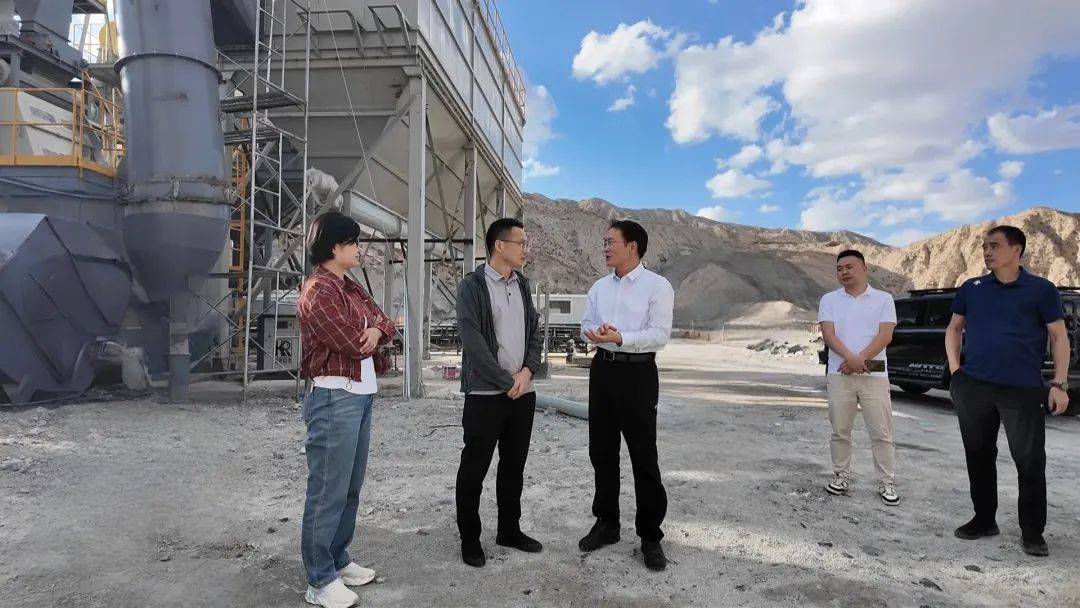 浙江省兰溪市市委书记戴翀一行在阿克塞县考察